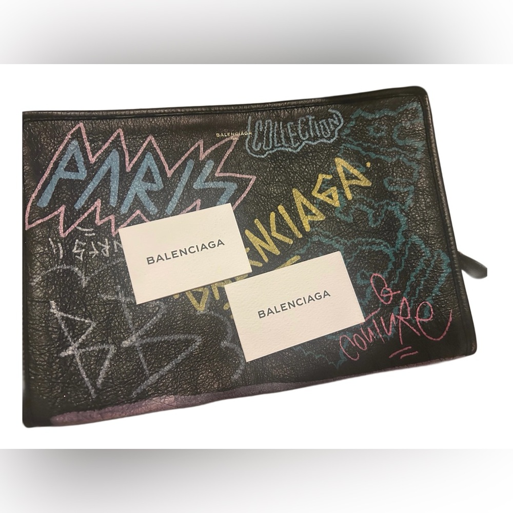 Balenciaga Bazar Graffiti Leather Zip Pouch Clutch Logo Print Designer Wristlet
